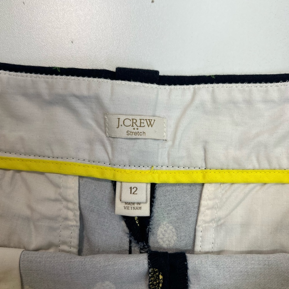 J. Crew Pineapple Print Stretch Chino Shorts Size 12 - Picture 4 of 12